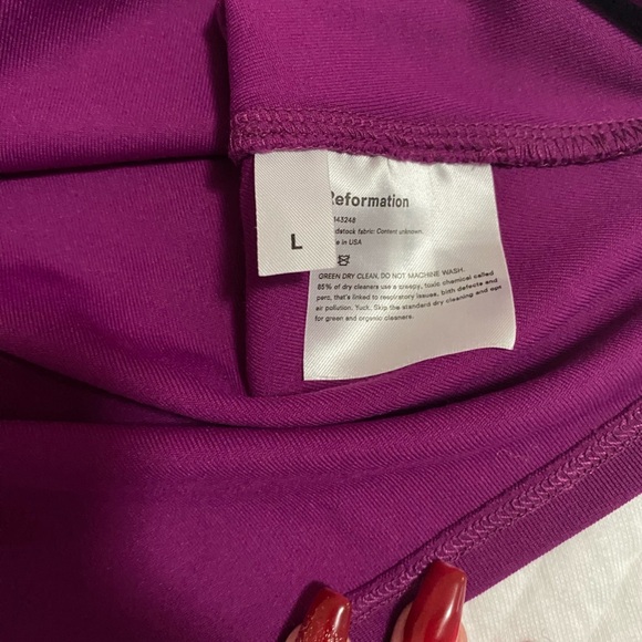 Reformation One Sleeve Cut Out Top - Picture 4 of 4